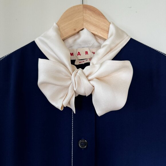 Marni top with tie. - Picture 10 of 10